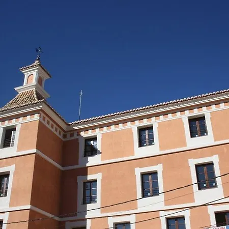 호텔 Martin El Humano 4*